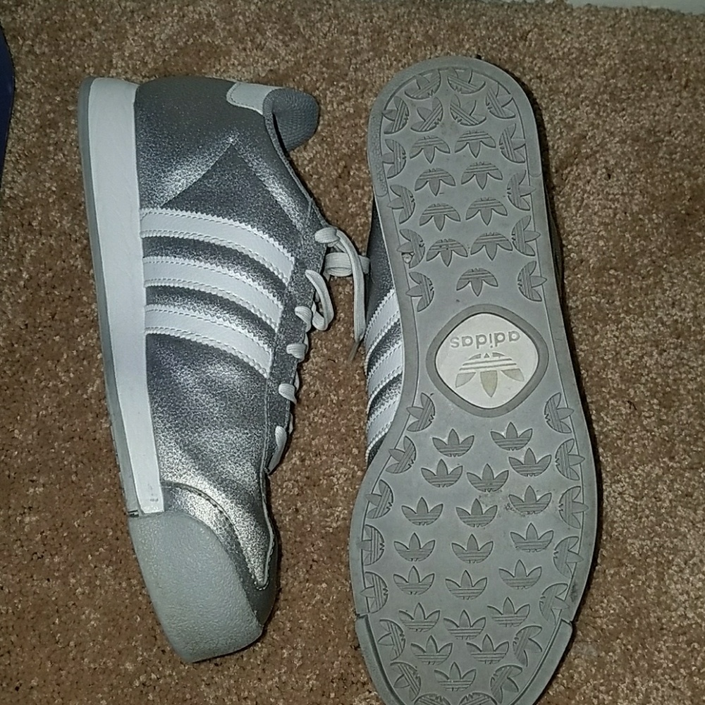 Adidas Samoas